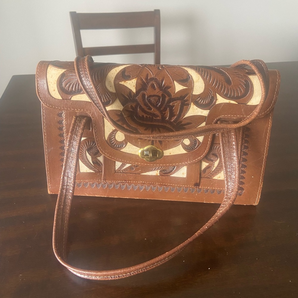 Vintage 1970's Astro Tooled Tan And White Leather Handbag